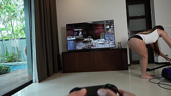 Preview 1 of Sil Pek 3pg King - Can I play with your dick instead of the PlayStation? Real sex with cute fitness girl