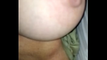 Preview 2 of Village Inden Sex - Peitinho da coroa