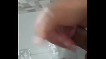 Preview 3 of Fist Hd2 - Banho gostoso em Mau&aacute_