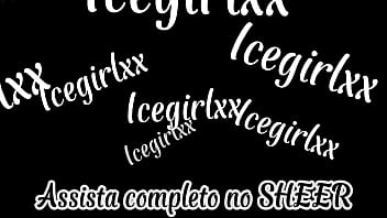 Preview 4 of Army Girl Sex - stava fumando meu ice na sacada do pr&eacute_dio e meu vizinho apareceu de surpresa,  que surpresa gostosa,  me dei bem | Assista completo no SHEER