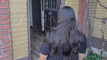 Preview 2 of Nikii Sex - Fui expulsa do castelo por usar quarto da rainha para