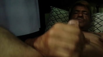 Preview 4 of Hot Spema - Masturbando ao acordar