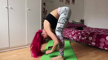Preview 1 of Www Shama Ashna Sex - Yoga Teacher Undresses And Shows Explicit Exercises