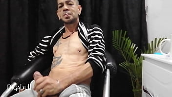 Preview 4 of African Prono Xxx 2018 Mom - Fuma un delicioso cigarrillo mientras me masturbo