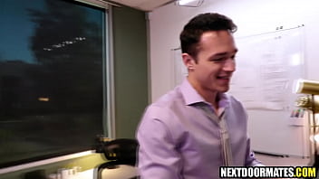 Preview 2 of Hong Kong Mom Son Sex Videos - Gay office clerks got horny - Jayden Marcos &amp_ Logan Aarons