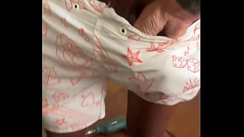Preview 3 of Muslim Mms Force - Chamei um tecnico pra montar minha televisao,  ele fudeo gostoso