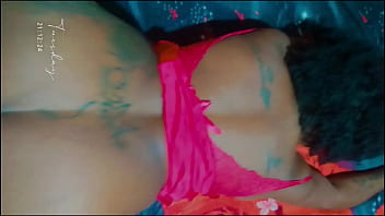 Preview 3 of Bangladash Xx Videos - A m&atilde_e do meu amigo me fode para provar que ela &eacute_ boa em sexo