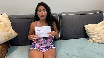 Preview 1 of Famli Saxs - Eu sou Bia Andrade e essa &eacute_ minha apresenta&ccedil_&atilde_o no xvideos