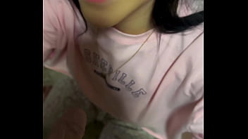 Preview 3 of Lulu Martenz - jovencita de 18 en su primera porno