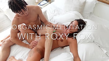 Preview 1 of Janette30 Webcam - Orgasmic Meditation - TANTRIC CLIT MASSAGE INSTRUCTION (with Roxy Fox)