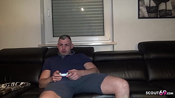 Preview 1 of Sani Lions Xxx Video Hd - PS5 FC24 Junky von seiner geilen Freundin mit Blowjob zum ficken &uuml_berredet