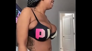 Preview 2 of Bad Mast Sex - Black slut flashing camera(insta model)