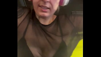 Preview 4 of 2018 Sexxx - Fui pra academia s&oacute_ de suti&atilde_ fiquei toda molhadinha at&eacute_ no meios das pernas escorria