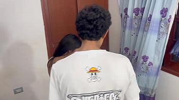 Preview 1 of Oldledy Sex - Ayudo a mi hermanastra con sus redes sociales y termino follandola duro. Primera parte