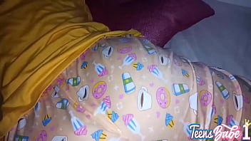 Preview 1 of India Javan Ladki Scey Video - Tengo sexo con Shobrina cuando la despierto en su habitacion mi esposa salio y me toco cogerme a la puta de shobrina de enorme culo y un co&ntilde_o grande tremndo culo tienes esta morra