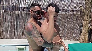 Preview 3 of Saut Xxx - 10 free first mn of Big dick porn tourist ride
