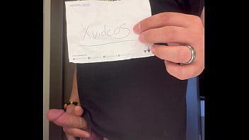 Preview 3 of Gorila With Woman - Verification video