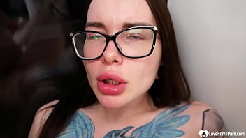 Preview 4 of Femme Fac Femme - Babe with glasses wanted a good hard fuck
