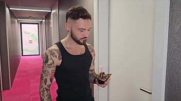 Preview 4 of Soto Bebe Video Xxxxx - First 3mn of Sexy lover&#039_s birthday present