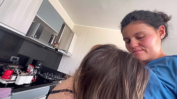 Preview 3 of New Famly Sex - A mi hermanastra le encanta que la premien por portarse bien