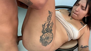 Preview 4 of Sapna Chaudhry Xxx Pic - Mi mejor amigo tiene una madrastra muy caliente y esta se aprovecha y me hace una rica mamada y me deja correr en su culo.