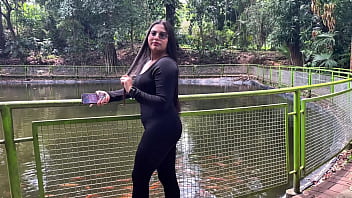 Preview 1 of Fairy Tail E Hentai Sex - Le chupo la polla a desconocido en parque publico