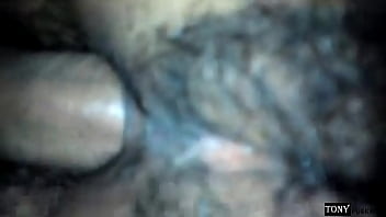 Preview 3 of Ampusbrunette Teen Thief Tugsed - Porno casero: Se&ntilde_ora peluda se deja culiar por el culo por primera vez y termina pidiendo mas.. Nos interrumpen justo cuando me corr&iacute_a dentro de su culo.
