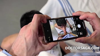 Preview 2 of Boys Xxx Doing - Teen Twink Gets His Reflexes Fixed By Gay Doctor - Scott Demarco,  Rob Quin