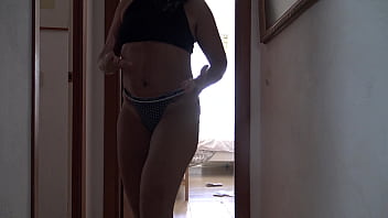 Preview 2 of Bridgette Xnxx - beurette arabe dans un banlieu a marseille