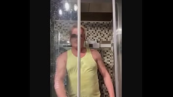 Preview 1 of Cecilia Llega Nude - Douche prot&eacute_in&eacute_e