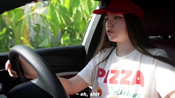 Preview 1 of Sudden Romance Xxx Passionate - Fucked a pizza delivery girl for a good tip.