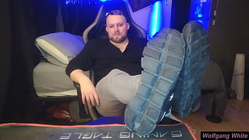 Preview 1 of Johnny Ains Sex - Showing off my feet,  cum on them?