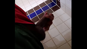 Preview 1 of Kartoon In Xxx - No banheiro publico