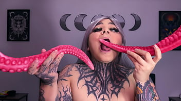 Preview 2 of Png Pornography Video - Fui follada por tent&aacute_culos alien&iacute_genas,  me hicieron correrme delicioso