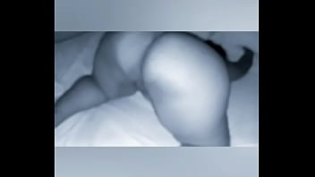 Preview 3 of Sliping Sistar - Mujer curvy en 4 espera un joven para trio