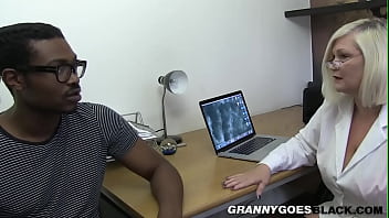 Preview 1 of Www Hotebf - Plump mature doctor sucks big black cock
