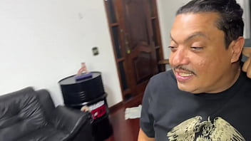 Preview 4 of Vk Porno Video Teen - El Toro De Oro levando aquela cantada e quase cedeu,  escapou por causa da esposa Paty Bumbum