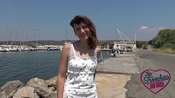 Preview 1 of Great Anal Hd Mom - Melany,  23ans,  est une grosse perverse