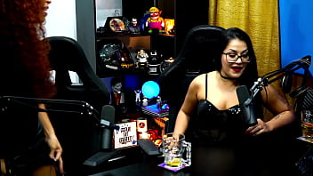 Preview 1 of Basha Ringtun - Emy Tatuada &amp_ Tifany Rocha mostra os biquinhos do peito,  Elas estavam cheia de tes&atilde_o! - Podcast P&aacute_pum no Barraco! COMPLETO NO SHEER E RED