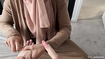 Preview 1 of Polly Beeg Bangla - Arab Step Mom Helps Son With Broken Arms