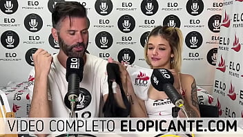 Preview 4 of Muncrat Japan Mom - ELO PODCAST LE BAJA LA TANGA A MILE GOMEZ Y MUESTRA LA COLA