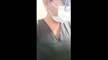 Preview 1 of Latex Teen Bondage Collar - enfermera del demonio!! la zorra realiza la limpieza del salon de cirugia odontologica y luego se comienza a tocar miy sensualmente