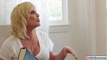 Preview 1 of Kallakathal Sex - Busty ts Lucy Hart bangs gf April Olsen