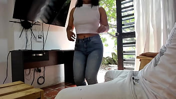 Preview 1 of Trafeling Xxx - llego a casa y me invita a follar que rico primera parte