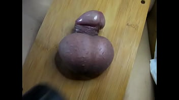 Preview 1 of Bbc Xxx Ass Hd - 睾丸を潰されて興奮し射精する変態