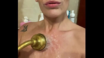 Preview 4 of Zainab Indomie Xxx Photos - I know mommy&#039_s tits make you happy
