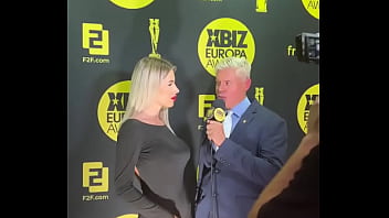 Preview 2 of The Saturdays - Interview for XBIZ on the red carpet ?
