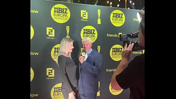 Preview 4 of The Saturdays - Interview for XBIZ on the red carpet ?