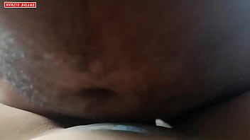 Preview 3 of Brazrz Video - Chupando e dando a buceta com direito de duas gosadas uma na boca e uma na buceta