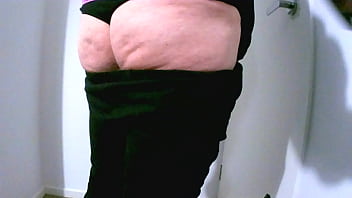Preview 1 of Rihanna Hardcore Porno - Virgin Sissy Sparkly Butt Plug